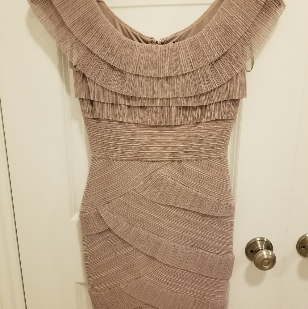 BCBGMaxAzria Briana fitted cap-sleeve short dress